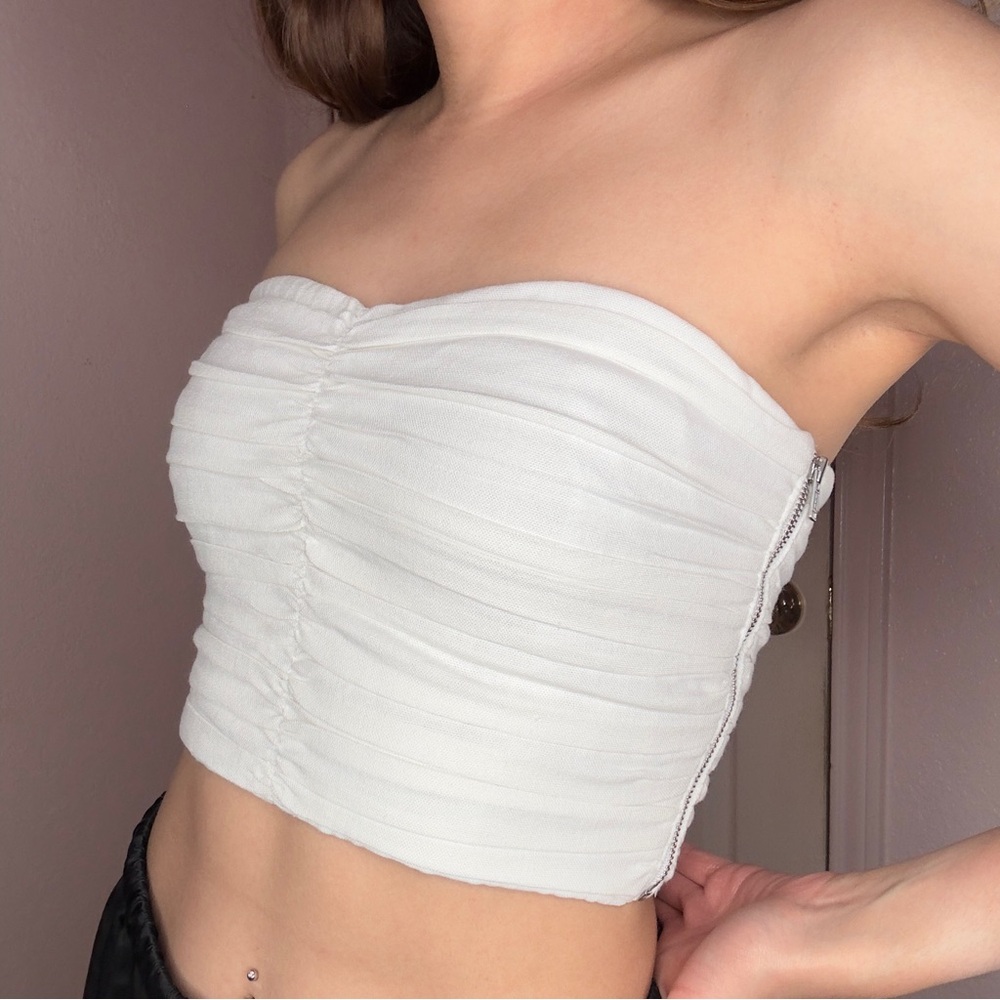 MESHKI White Zipper Strapless Crop Top Size: XXS
